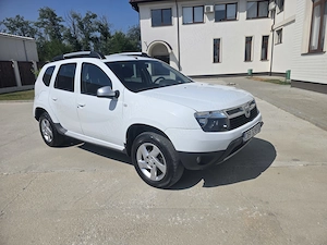 Dacia Duster 2013-Provenienta Reprezentanta RO. Versiunea 1600 benz-4X4-Euro 5!Pret 4300 Euro - imagine 3
