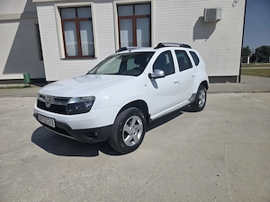 Dacia Duster 2013-Provenienta Reprezentanta RO. Versiunea 1600 benz-4X4-Euro 5!Pret 4300 Euro - imagine 4