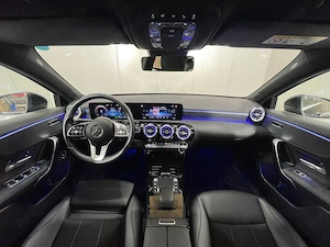 Mercedes-Benz A 250 - imagine 8