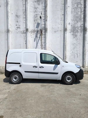 Vând Renault Kangoo 11.2015  1.5 dci ideal comunitate  - imagine 4