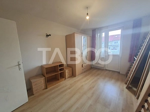 Apartment de vanzare 2 camere si balcon Cedonia Mihai Viteazul  - imagine 4