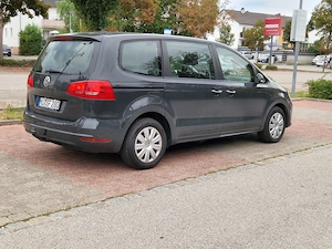 VW Sharan 2015, 2.0 TDI 140 Cp, 7 Locuri - imagine 8