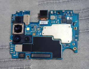 Placa de baza Samsung Galaxy A51 cu semnal slab
