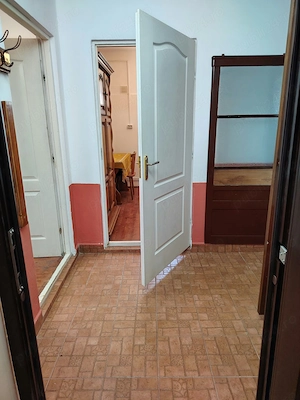 Ofer spre inchiriere apartamtent cu 2 camere in zona centrala - imagine 8