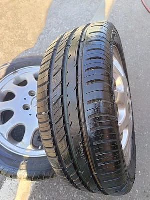 Jante Mercedes echipate cu anvelope noi