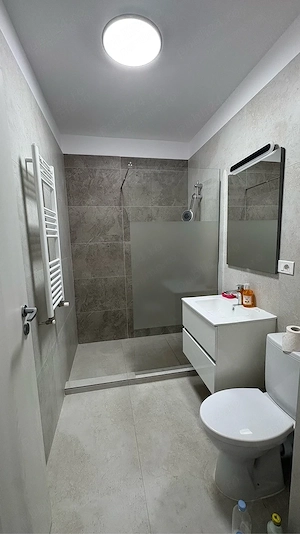 Închiriere apartament 2 camere ,56mp- Strada Postalionului 115 - imagine 3