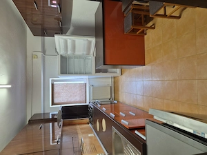 Inchiriez apartament 4 camere Complex