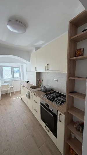 Apartament 1 cameră mobilat, parcare- Unirii Centrul Civic - imagine 3