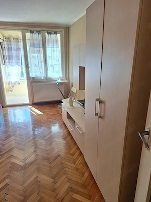 Apartament cu o camera| Aproape de centru| Etaj bun| Locuibil imediat| - imagine 8