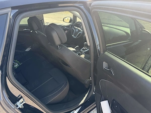 Opel Astra J Sedan  - imagine 7