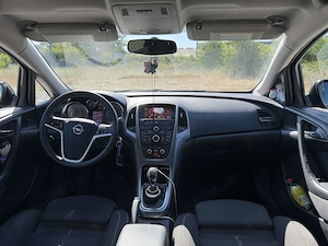 Opel Astra J Sedan  - imagine 6