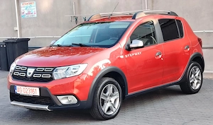Dacia Sandero 0.9 Turbo benzina 90 CP, cutie manuală, 5 uși, roșu, 124965 km - imagine 2