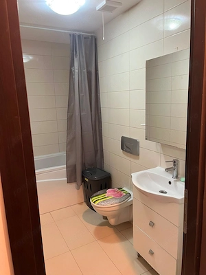 Inchiriez apartament Cosmopolis - imagine 7