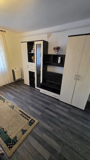 Proprietar, Zona Lipovei, Garsoniera 22 mp - imagine 2