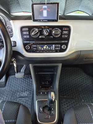 Volkswagen UP 2016 ASG - imagine 5