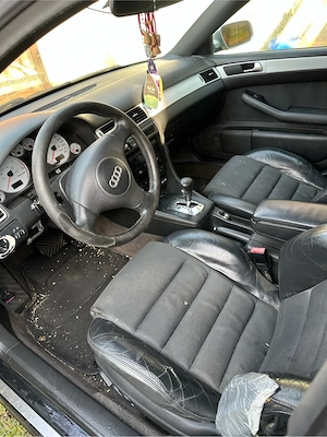 Dezmembrez Audi a6c5 2.5v6 2003 - imagine 3
