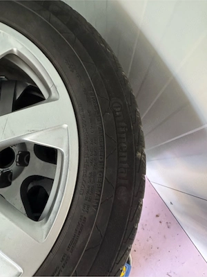 Set Jante+Cauciucuri de iarna 225/55 R17 Continental VancoWinter 2 - imagine 4