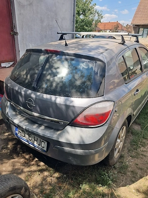 Opel Astra H 1.8 benzina - imagine 3