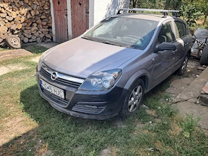Opel Astra H 1.8 benzina - imagine 2
