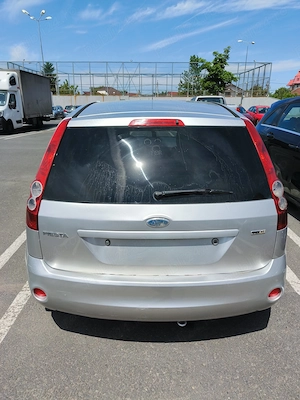 FORD Fiesta 1.4 TDCi - imagine 3