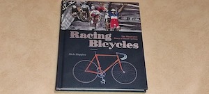  vand  Carte limba engleza - nerasfoita  RACING BICYCLES  21 X 17 CM  128 pagini -