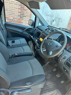 Mercedes Vito 2.2 Diesel Euro 5 Anglia 651  - imagine 5