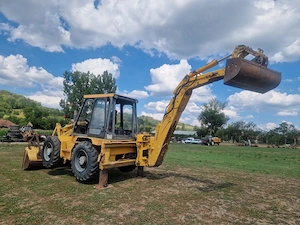 Buldoexcavator Benati 2000 - imagine 3