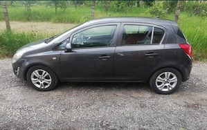 Dezmembrez Opel Corsa D