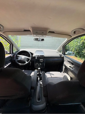 Vw Sharan 1.9 tdi 2004 - imagine 2