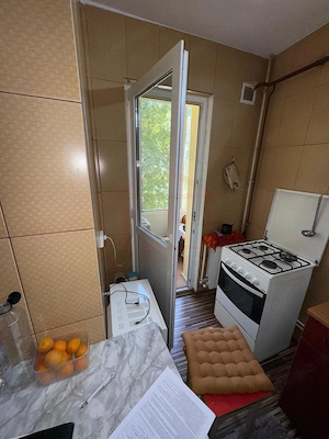 88.000 euro, APARTAMENT 3 camere, 2 balcoane, etaj2 , Micro38 - imagine 8
