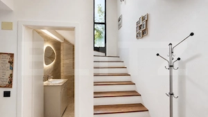 Casă modernă în stil mediteranean - imagine 11