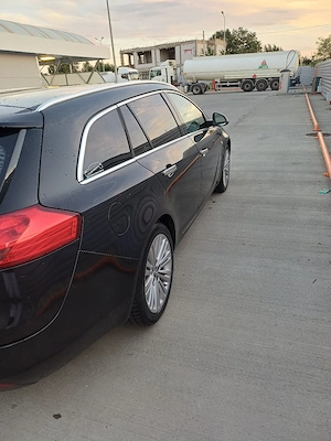 vând Opel insignia  - imagine 3