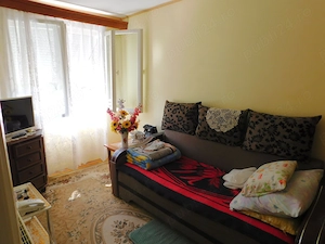Proprietar vand ap.3 camere,central,et.1,garaj,negociabil ! - imagine 4