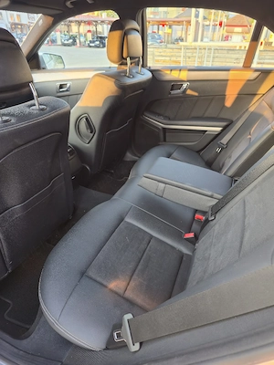 DOUĂ MERCEDES W212 la preț de una! E220 CDI   AMG   Automată   2 Mașini incluse - imagine 5