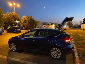 Ford Focus 1.0 Ecoboost  125 CP  Echipare Titanium + Pachet de iarna - imagine 7