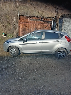 Vând Ford Fiesta - imagine 2