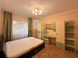 Apartament  4 camere, zona Medicina - Neptun - imagine 3