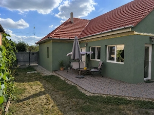 proprietar vând casa in zimand cuz renovata integral in 2024