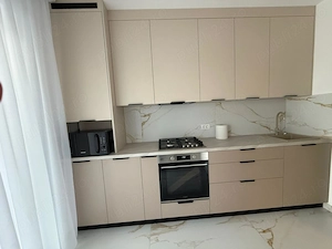 Închiriez apartament cu 3 camere Adora Park - imagine 3