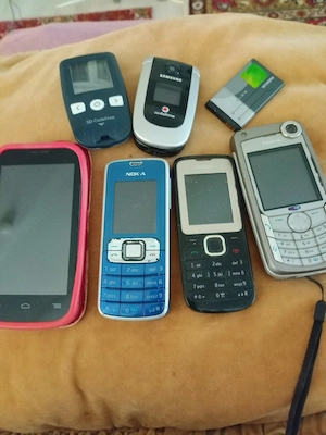 vind telefoane vechi 
