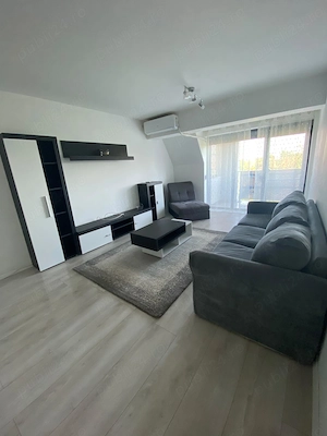 Proprietar vand apartament cu 2 camere decomandat   An 2020 Cal. Girocului-Esso  95.000 Euro Neg