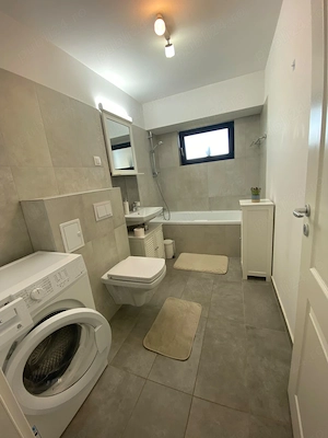Proprietar vand apartament cu 2 camere decomandat   An 2020 Cal. Girocului-Esso  95.000 Euro Neg - imagine 6