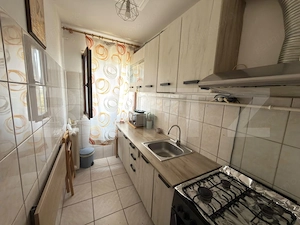 Apartament 2 camere- zona Malu Rosu - imagine 7