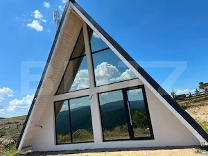 Cabana A-Frame – Relaxare in Familie sau Investitie Turistica
