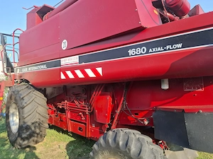 Combina CASE 1680 - imagine 4