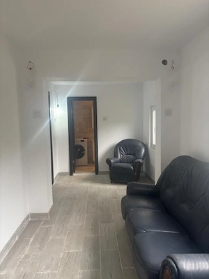 URGENT CASA renovata, 2023 mp teren, LA PRET DE GARSONIERA !!! com LEU - imagine 2
