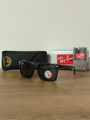 Ochelari de soare Ray-Ban Scuderia Ferrari Polarizați RB8343 Carbon   Set complet