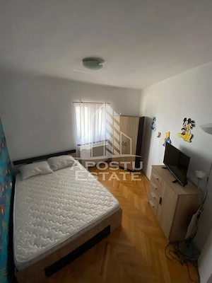 Apartament cu 4 camere de inchiriat in zona Sagului