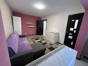 Girocului 1 camera,Mobilat,Utilat.250 Euro - imagine 3