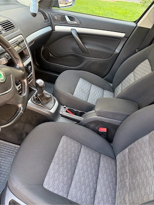 Skoda octavia 1,4 benzina 2009 unic prop 162000 km reali  - imagine 9